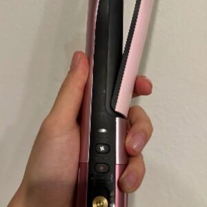 Shark SilkiPro™ Straight Wet to Dry Straightener + Rapid Blow Dryer